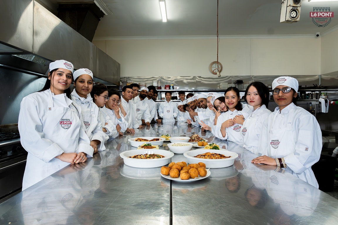 Le Pont Kitchen Shots-46